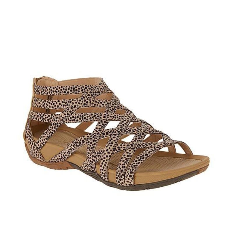 Cushioned arch support footbed of the flat gladiator sandal